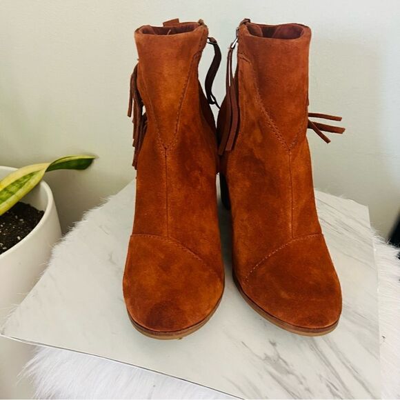 TOMS Lunata Western Boho Tassel Suede Bootie Stacked Block‎ Heel, Brown Size 8.5 - Picture 10 of 17